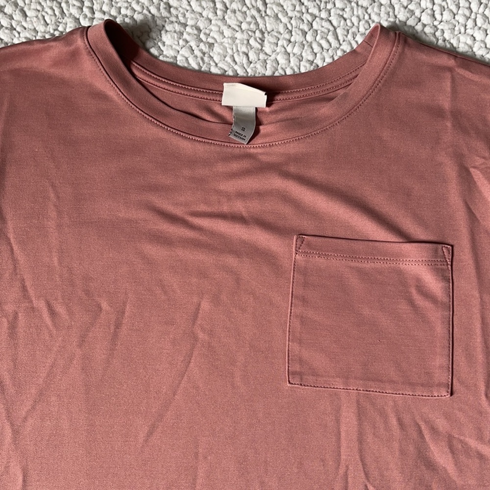 Pink Top - Picture 2 of 3
